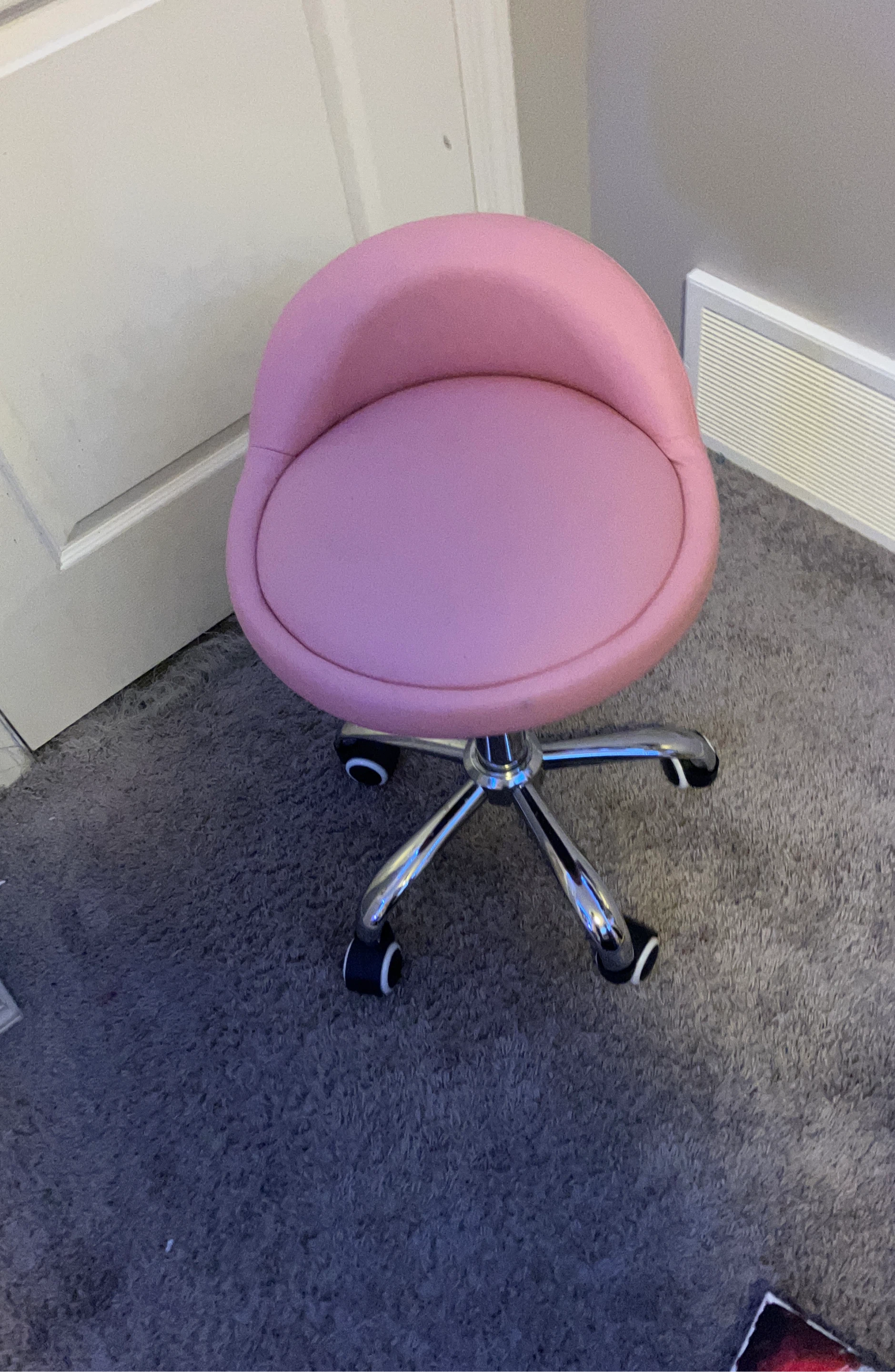 Pink Swivel Office Chair with Wheels