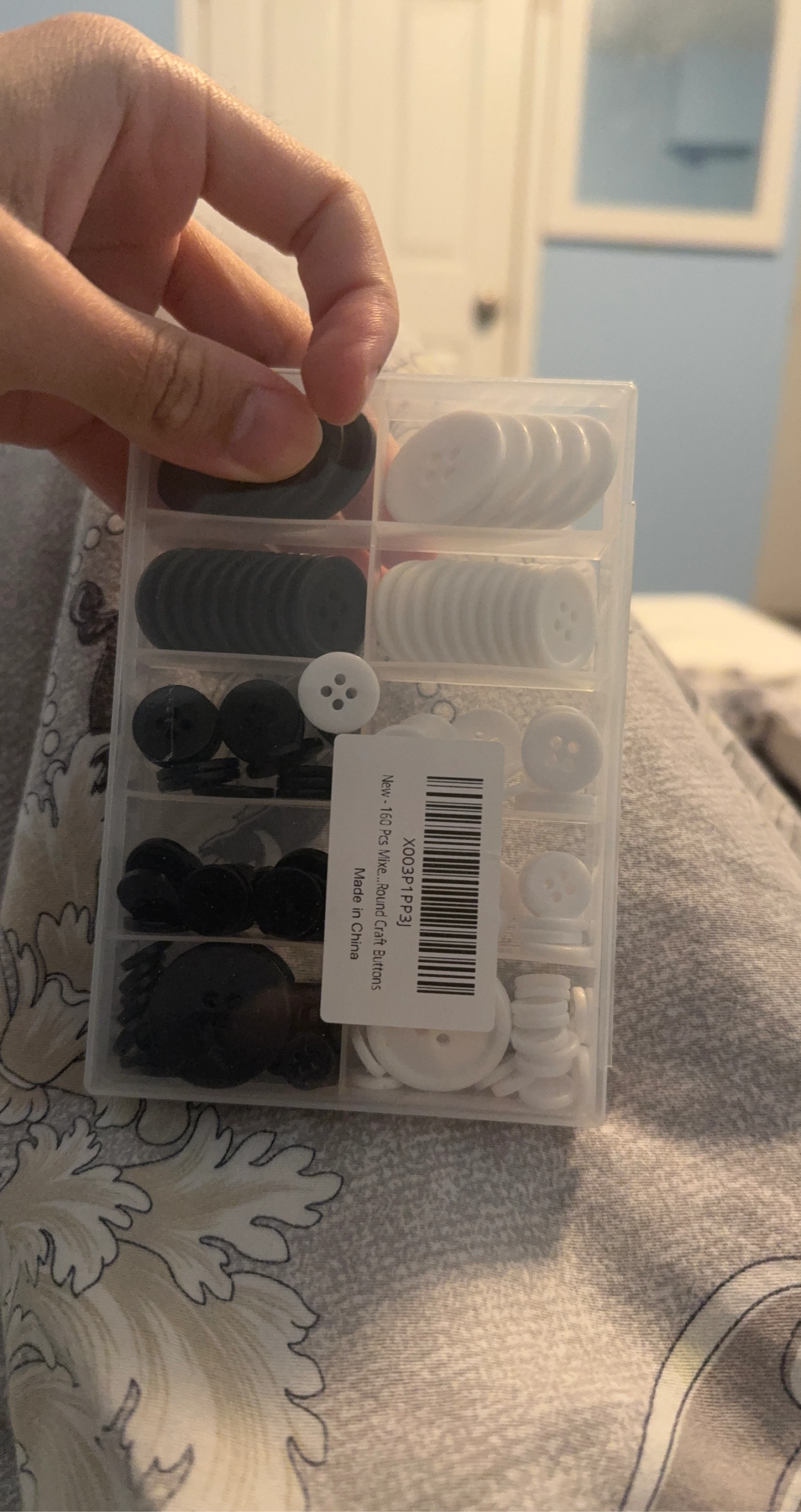 Round Craft Buttons Set