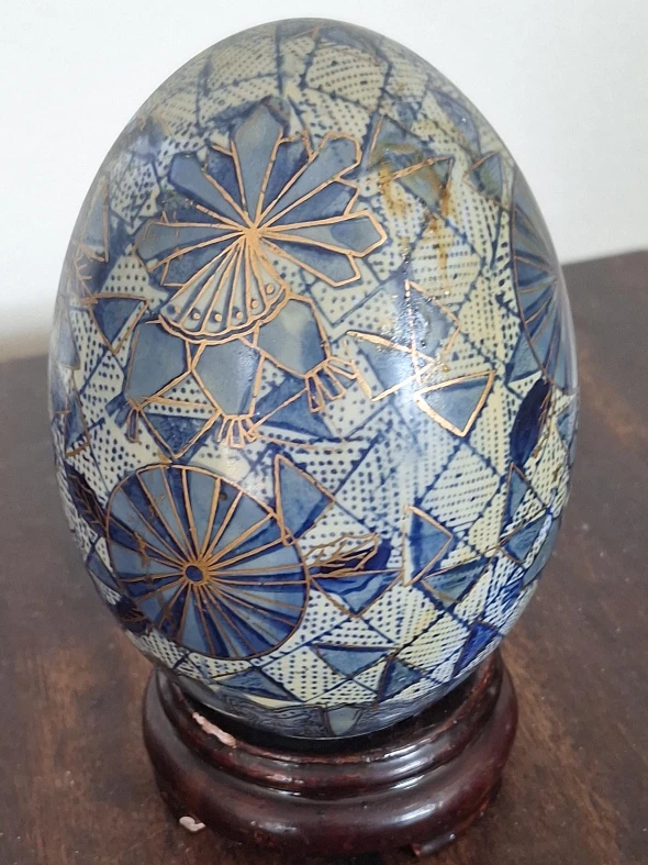 Decorative Ceramic Egg Blue White Gold Pattern
