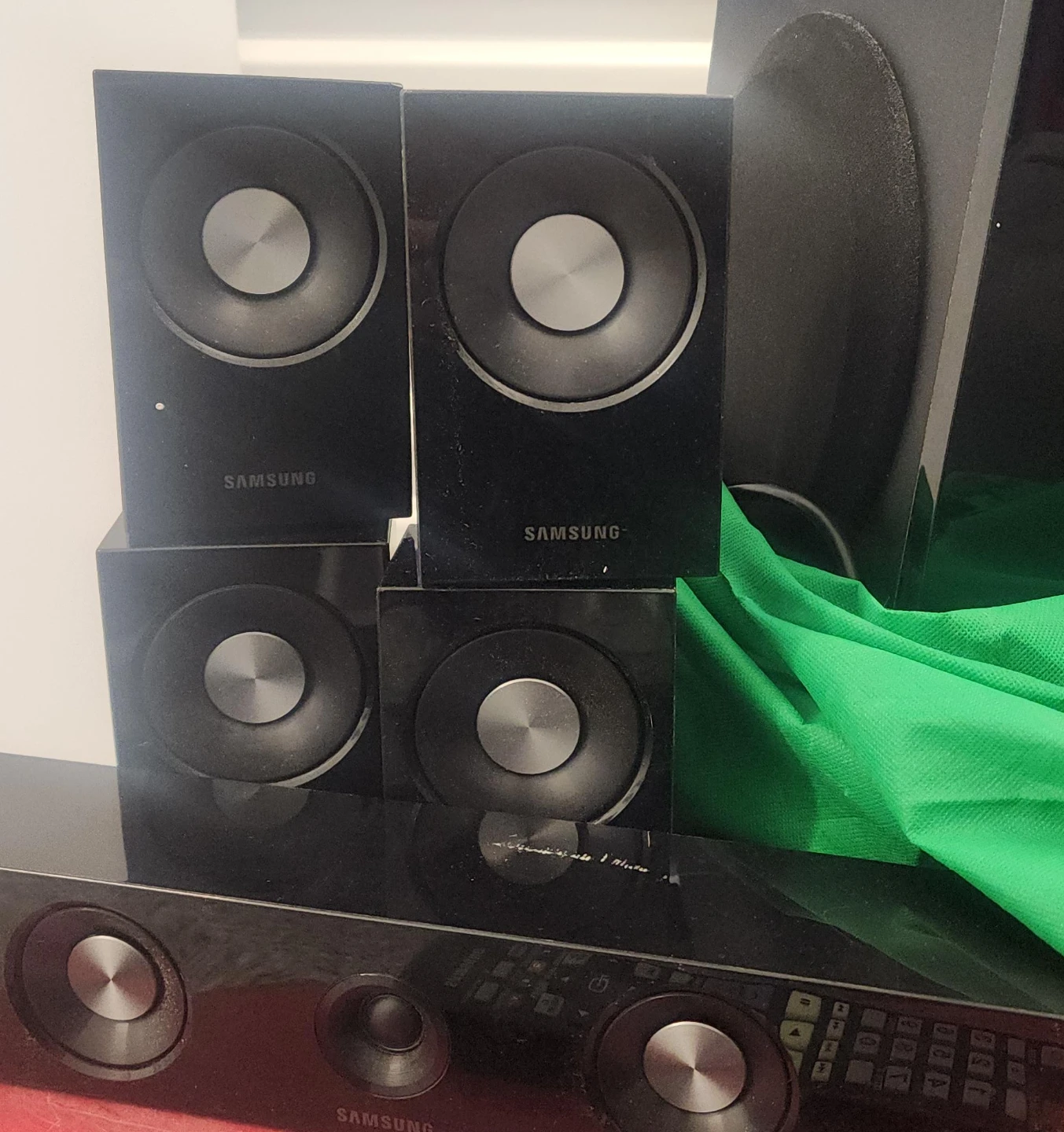 Samsung Surround Sound Speakers