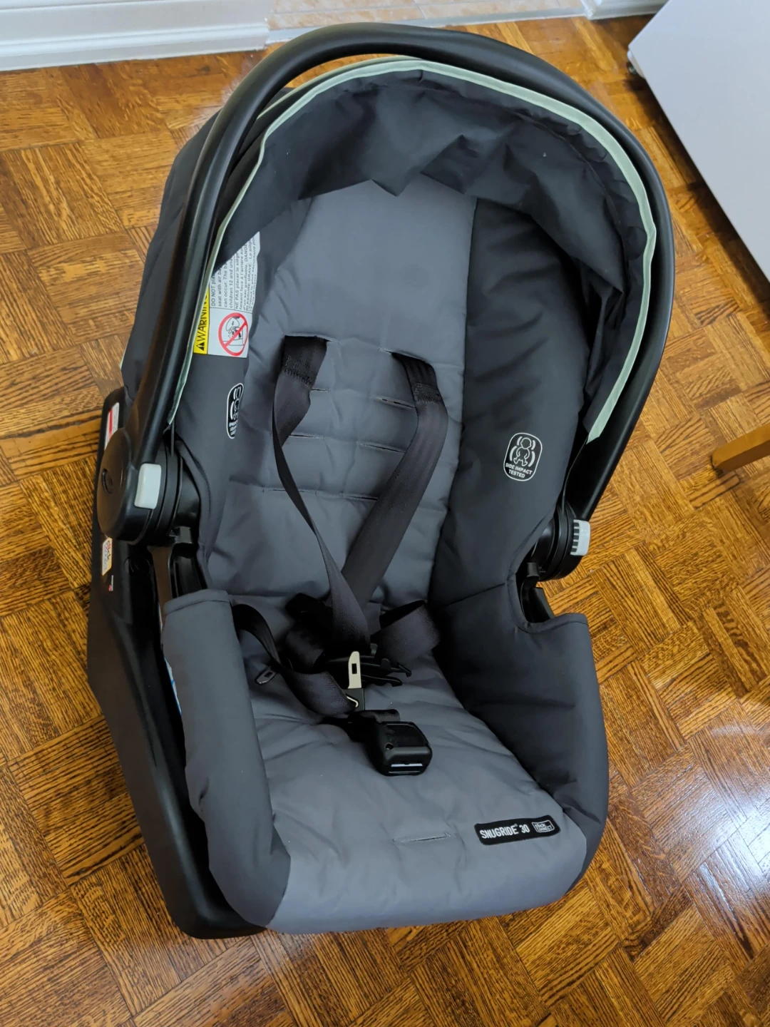 Graco SnugRide 30 Infant Car Seat