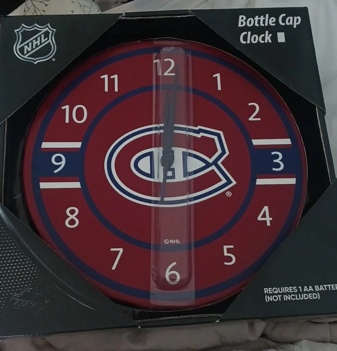 Montreal Canadiens NHL Bottle Cap Clock