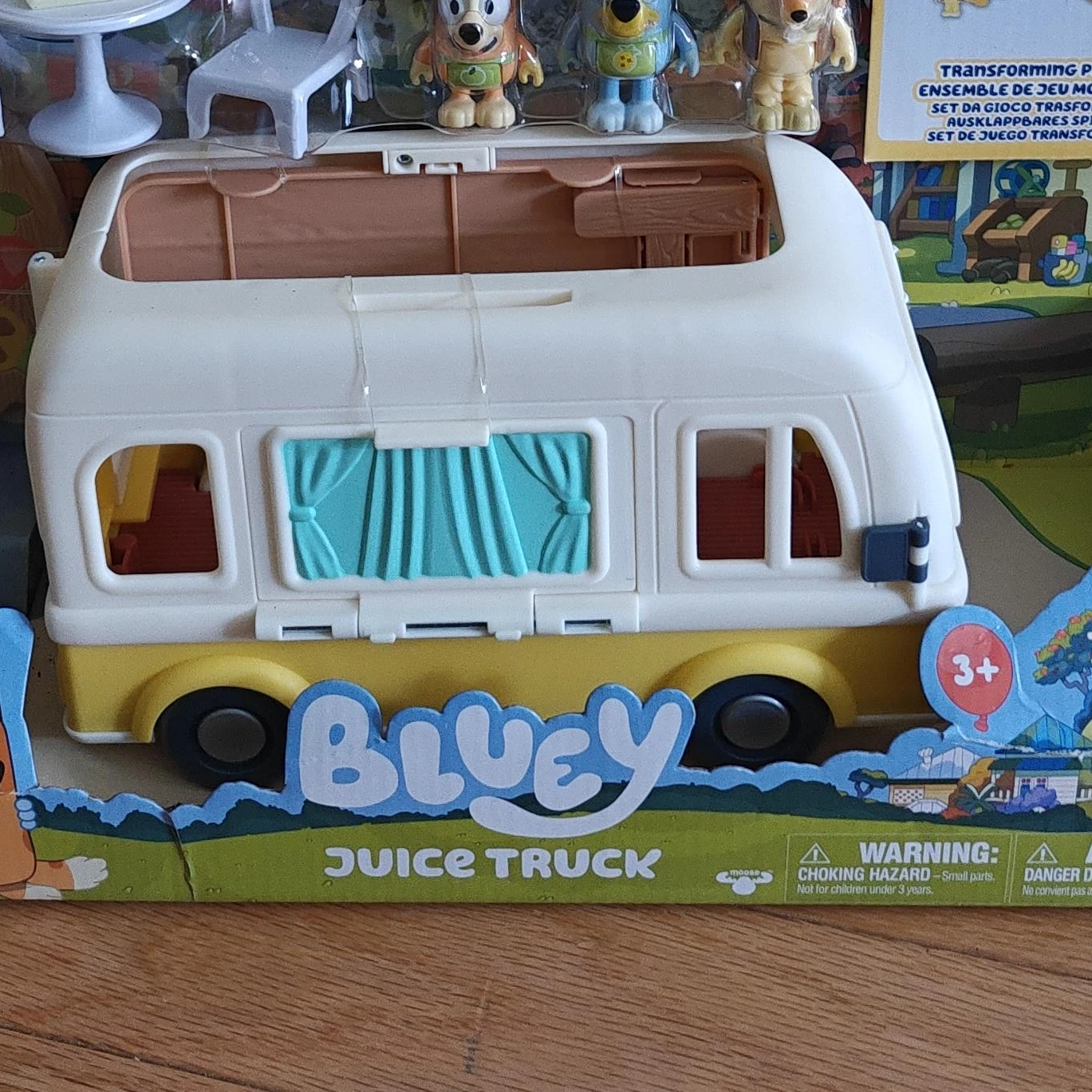 Bluey Juice Truck Transforming Playset