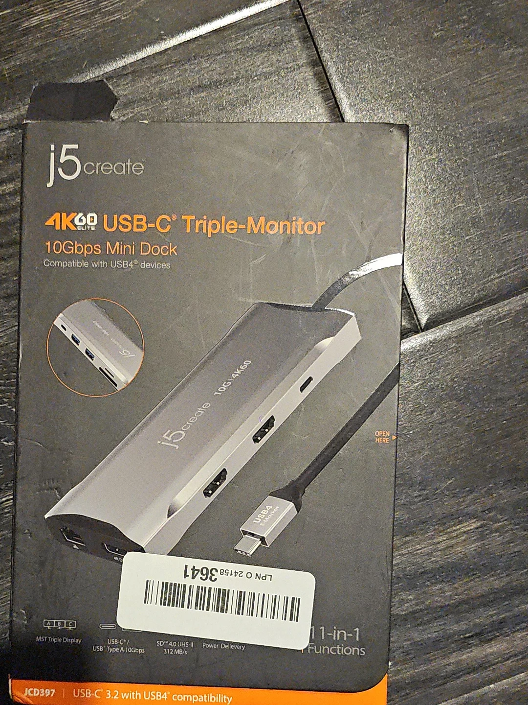 j5create 4K60 USB-C Triple-Monitor 10Gbps Mini Dock