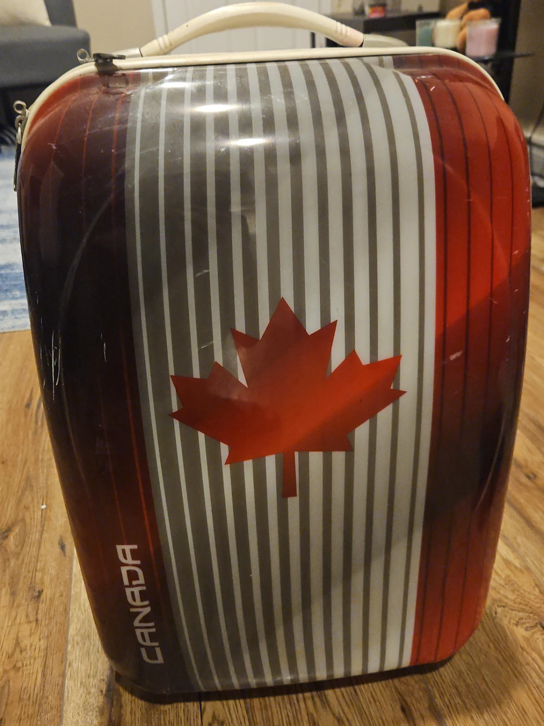 Heys Canada Maple Leaf Rolling Suitcase