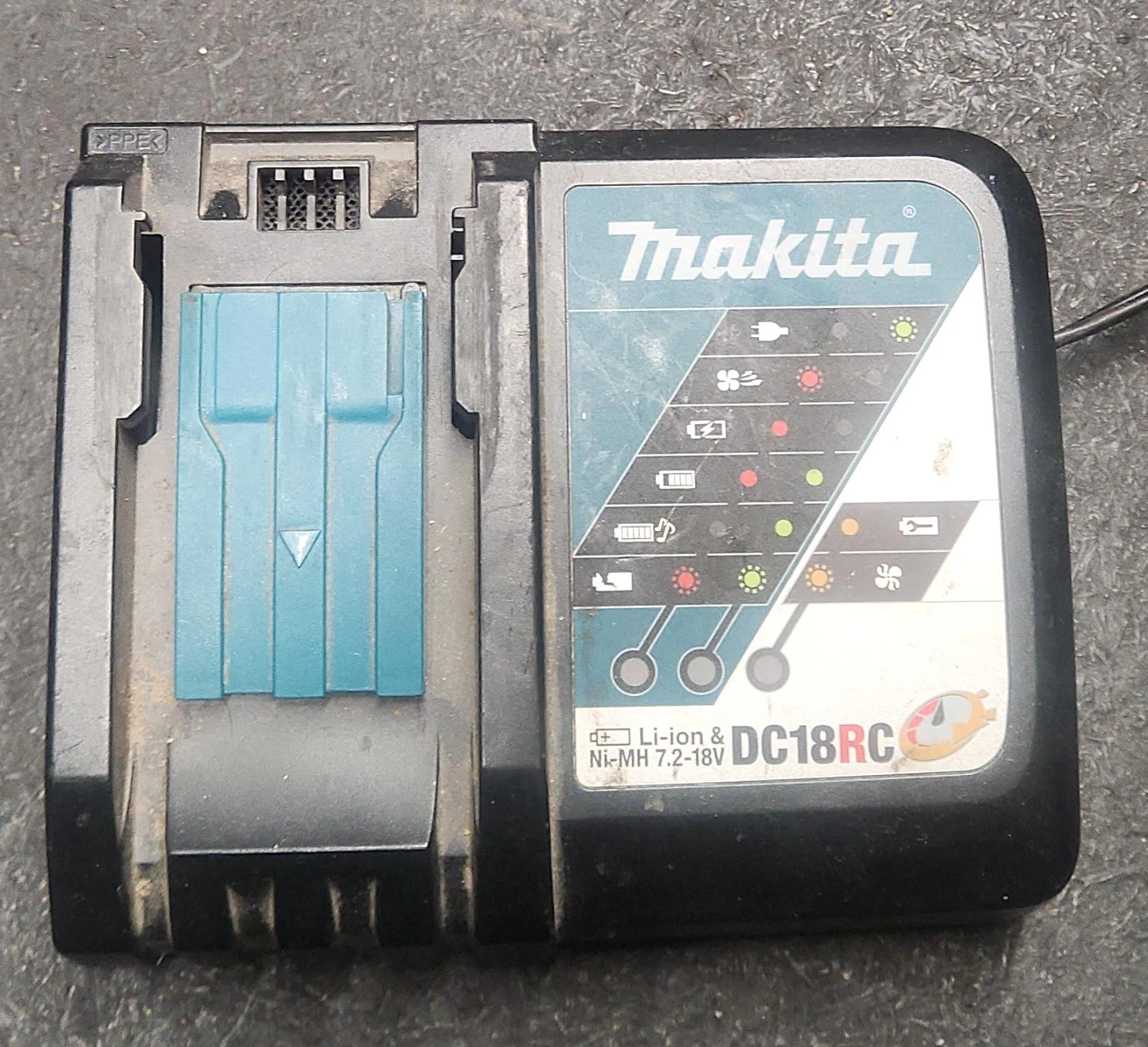 Makita DC18RC Battery Charger