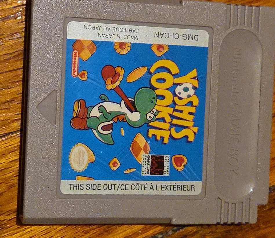Yoshi's Cookie Game Boy Cartridge