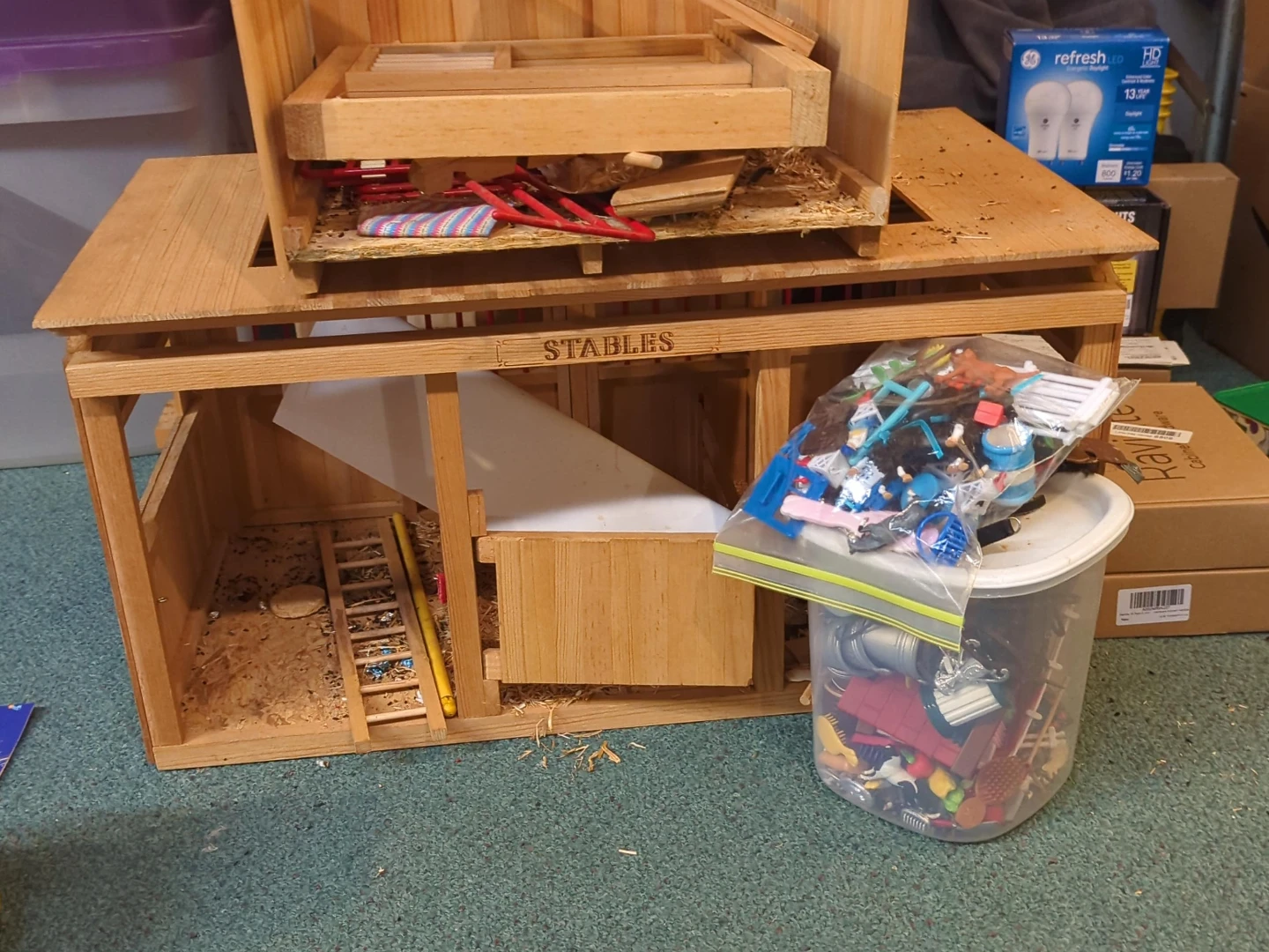 Wooden Stables Toy Playset with Accessories