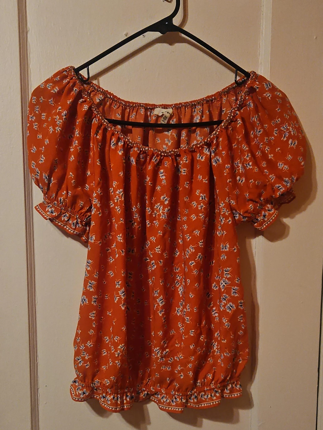 Women's halter top