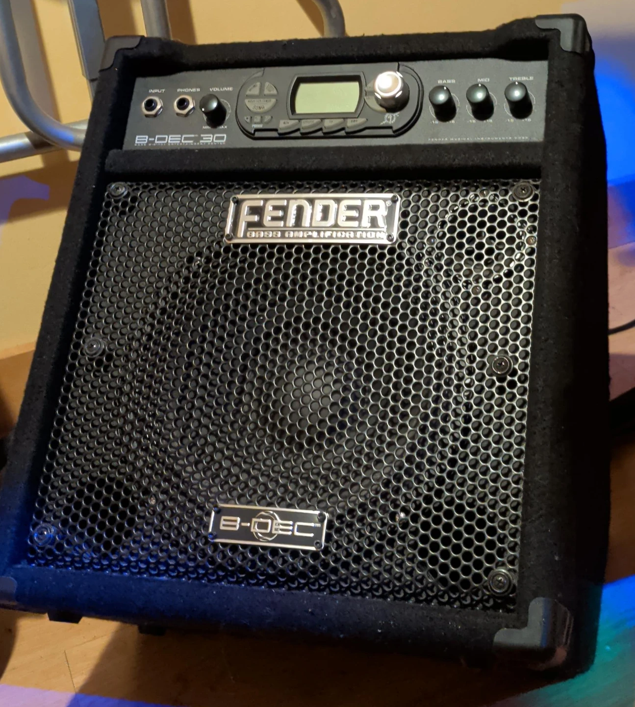 Fender B-DEC 30 Bass Amplifier