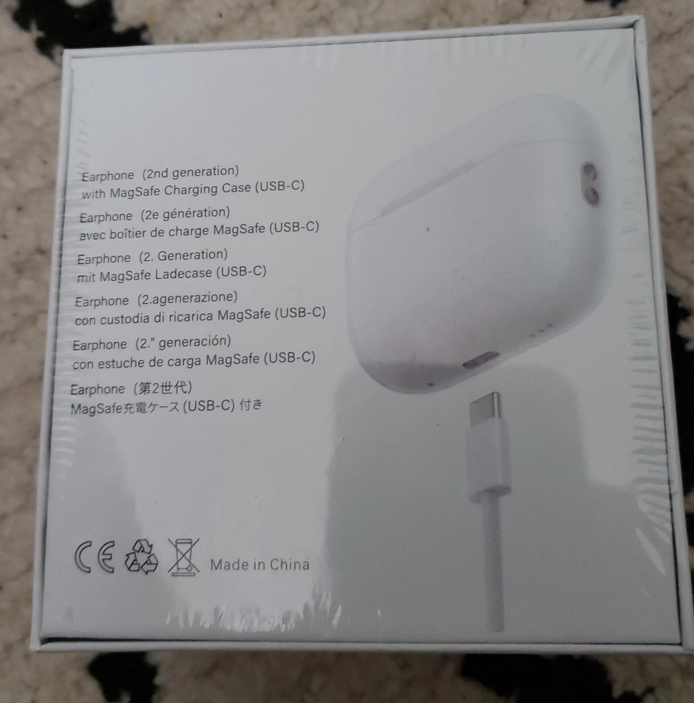 Earphones (2nd Generation) with MagSafe Charging Case (USB-C)