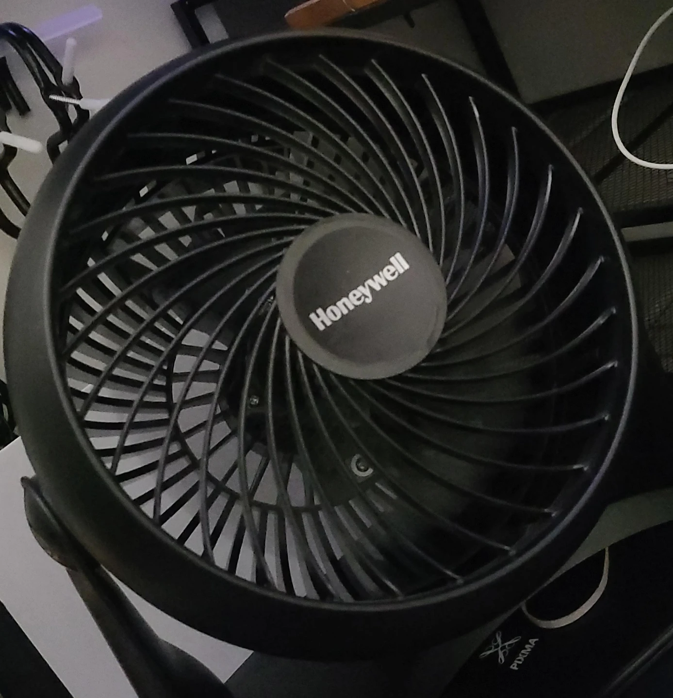 Honeywell Black Table Fan