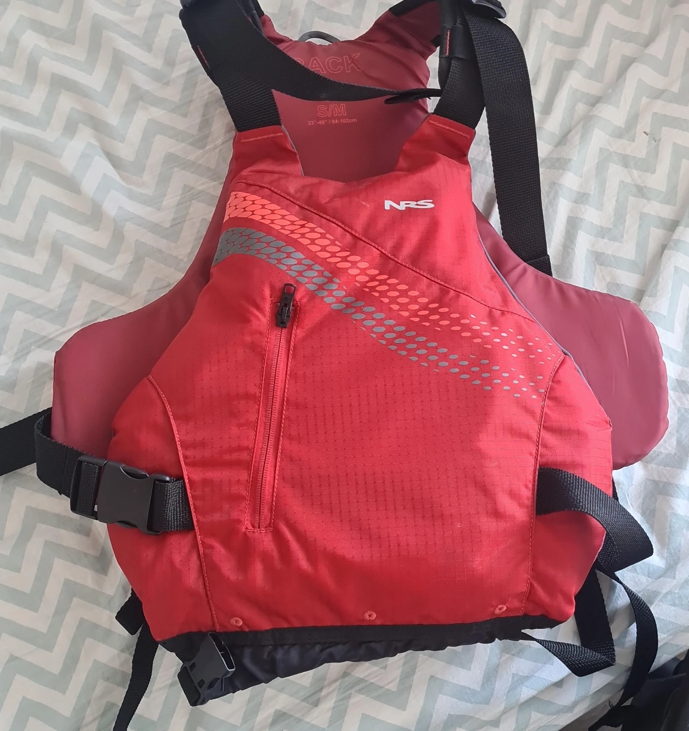 NRS Red Kayak PFD Life Jacket - Size S/M