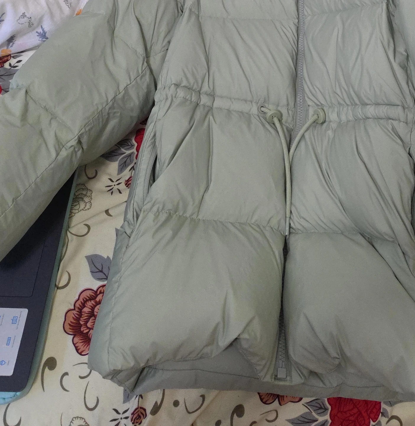 Aritzia: Wilfred Laramie Puffer Jacket Size M - photo 2
