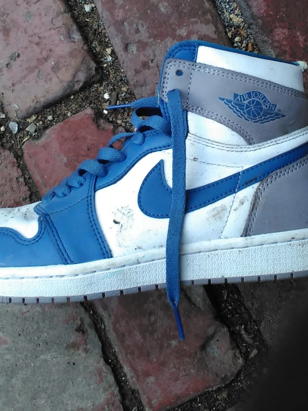 Air Jordan 1 High OG Sneakers