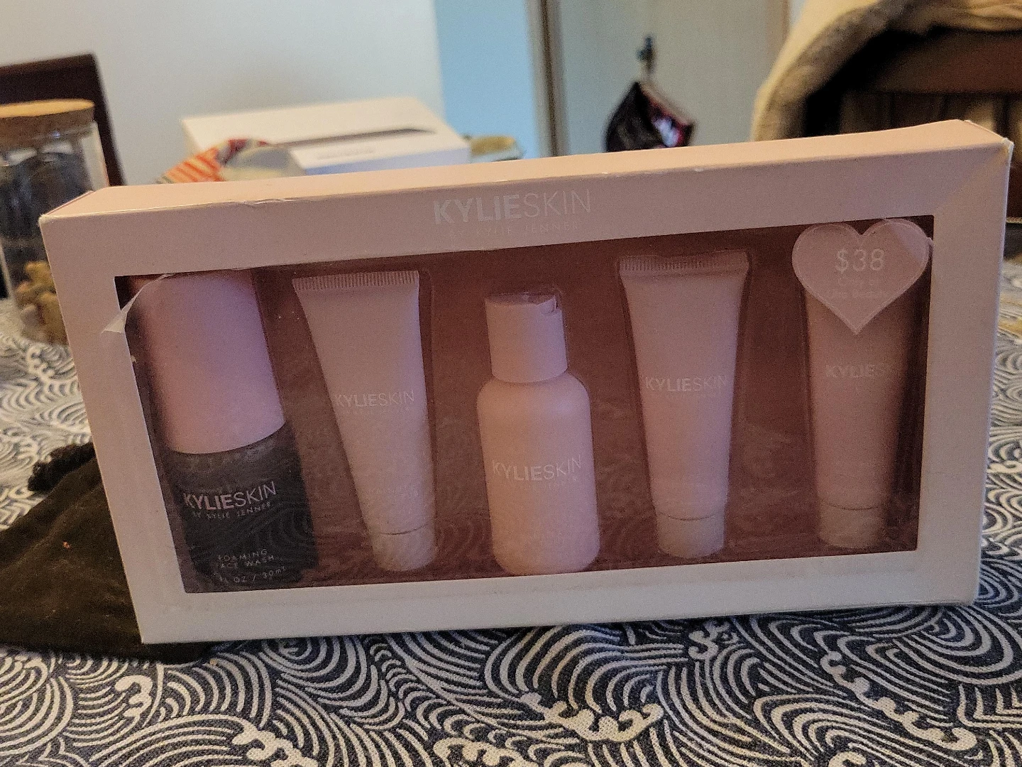 Kylie Skin Mini Set