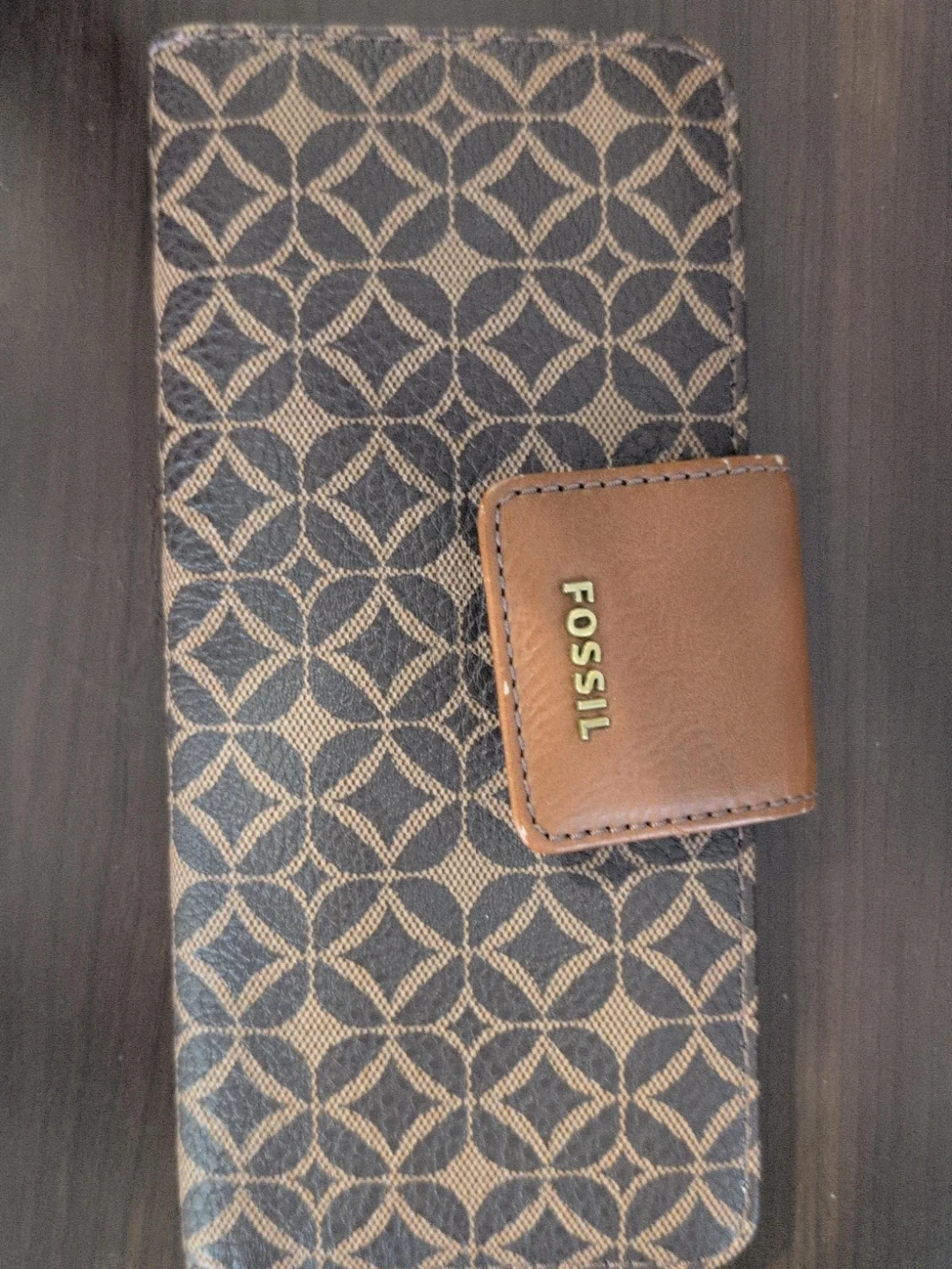 Fossil Wallet 🥕
