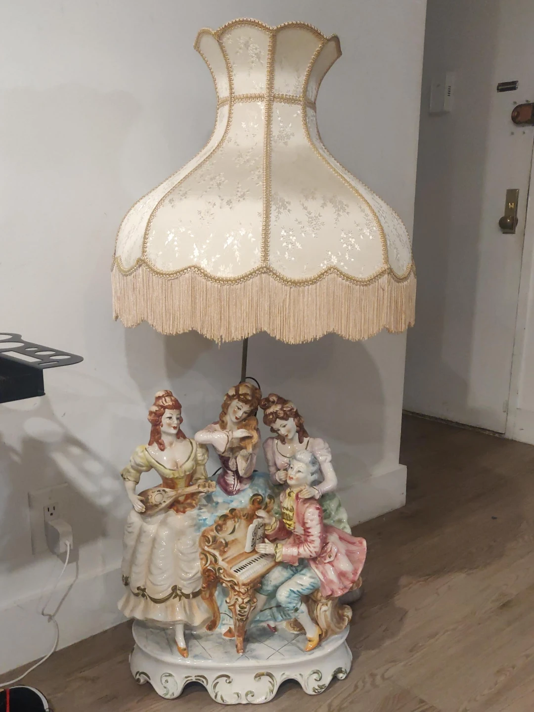 Lladro Porcelain Figurine Lamp Base