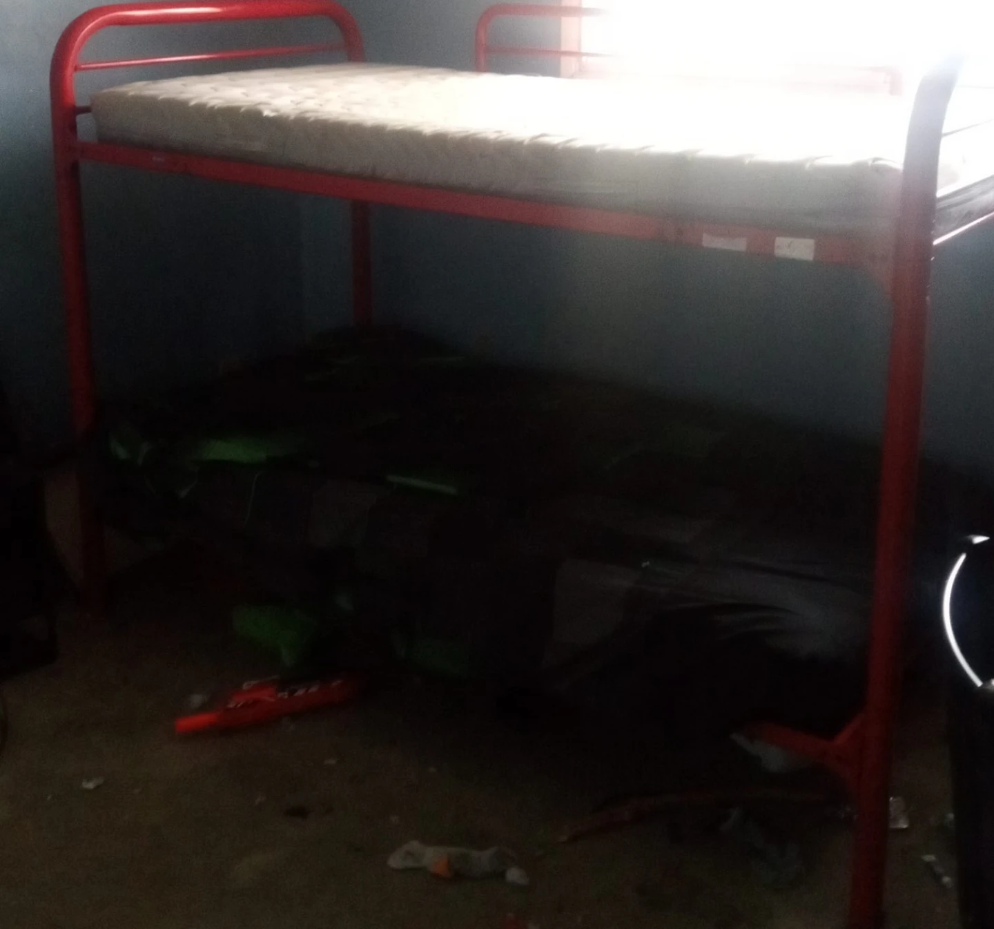 Red Metal Bunk Bed with Mattresses - photo 2