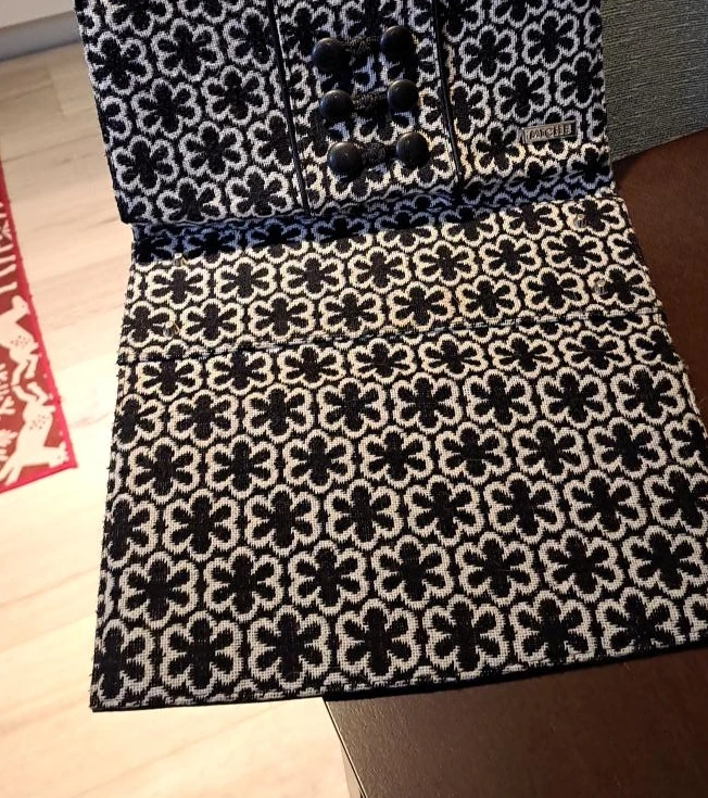 MICHE  snap on design with black and white pattern