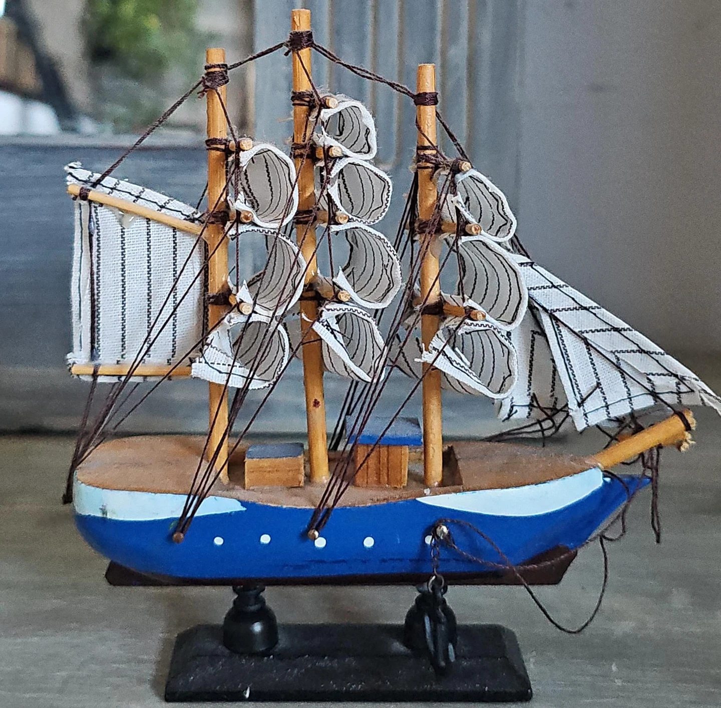 Wooden Sailboat Model - "Confection"