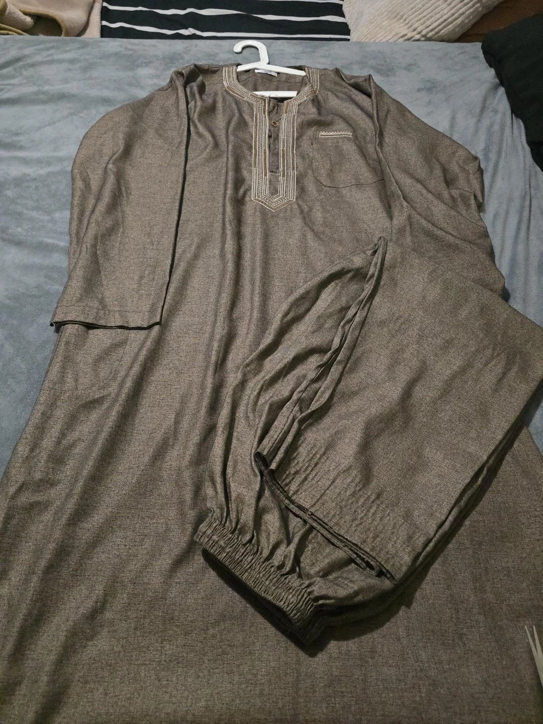 Men's Thobe and Pants Set