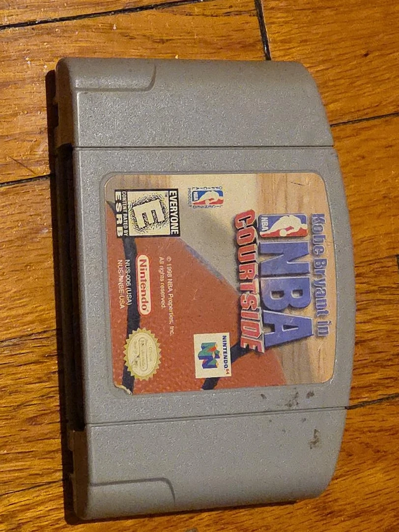 Nintendo 64 NBA Courtside Kobe Bryant in the Game