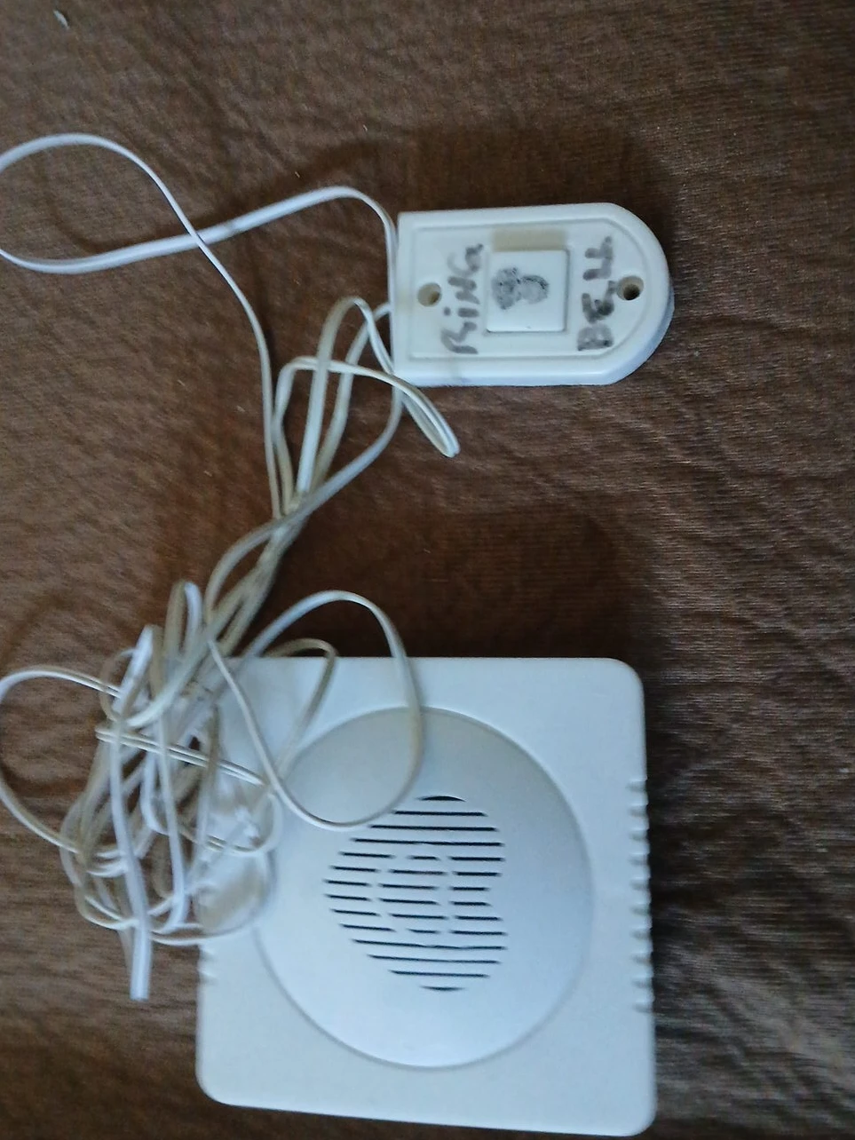 White Wired Doorbell Chime Unit and Button