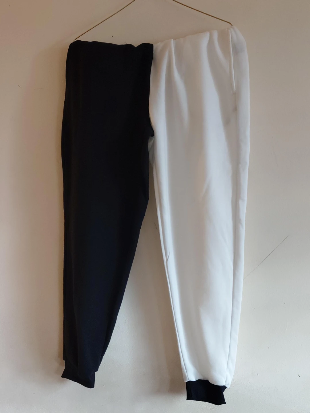 Colorblock Jogger Pants - Black & White