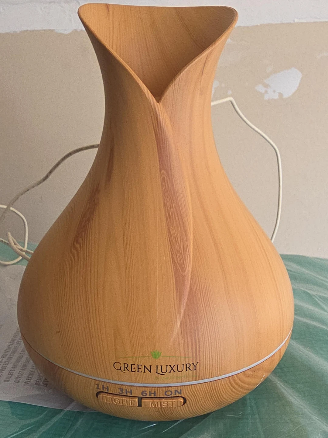 Green Luxury Essential Oil Diffuser - Wood Grain Finish