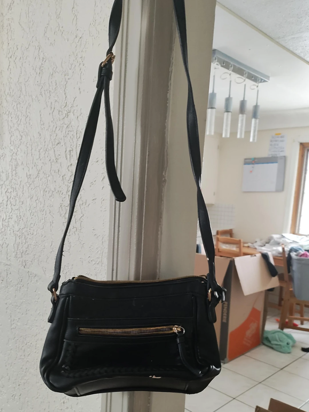 Black crossbody purse