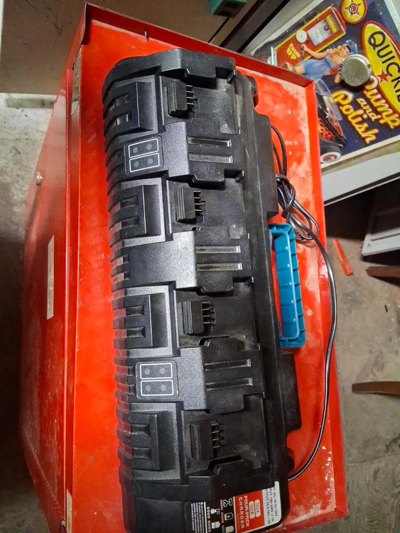 N14 and  N18 4 pack  charger