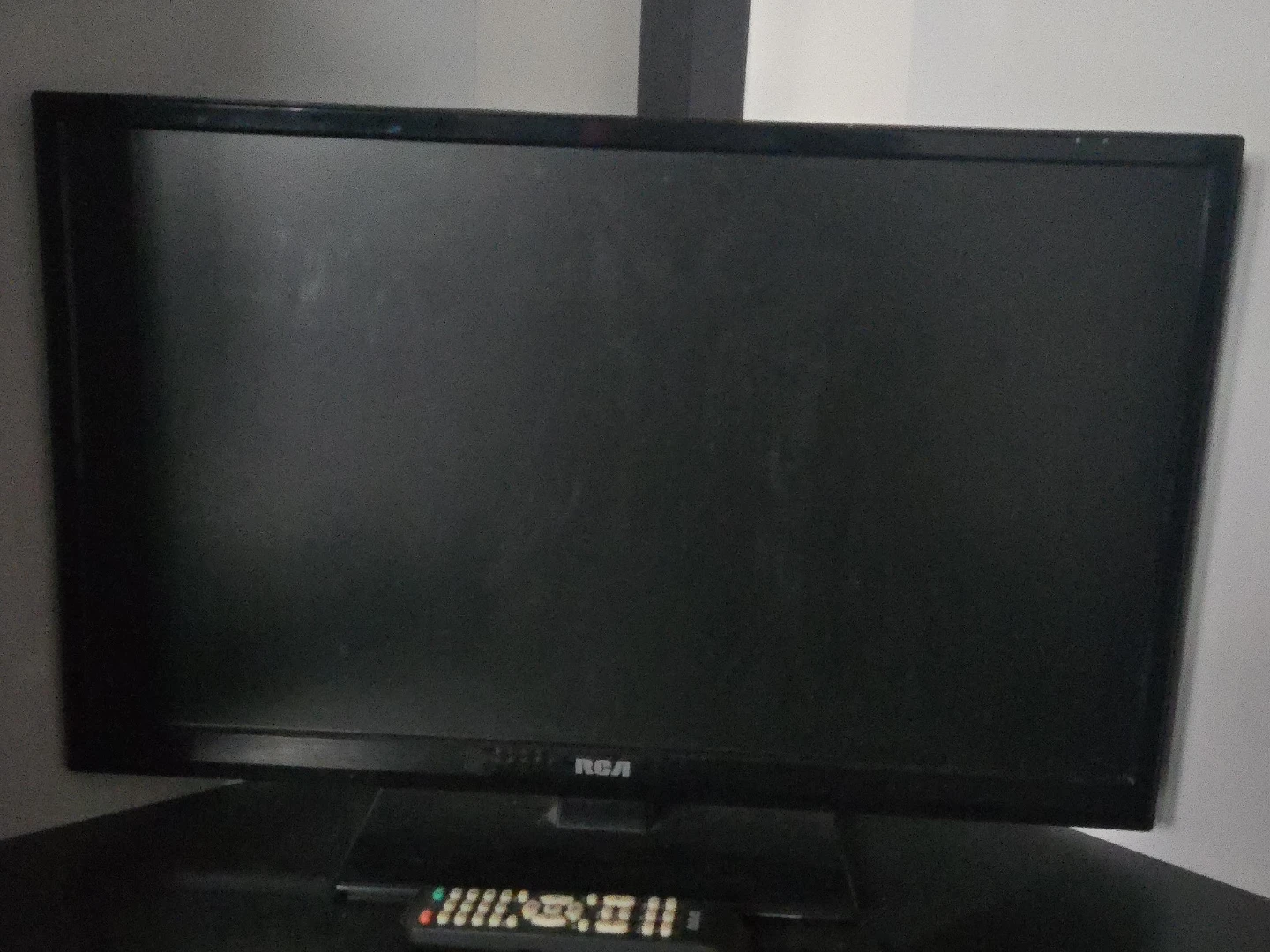 24" RCA Flat Screen TV with Remote