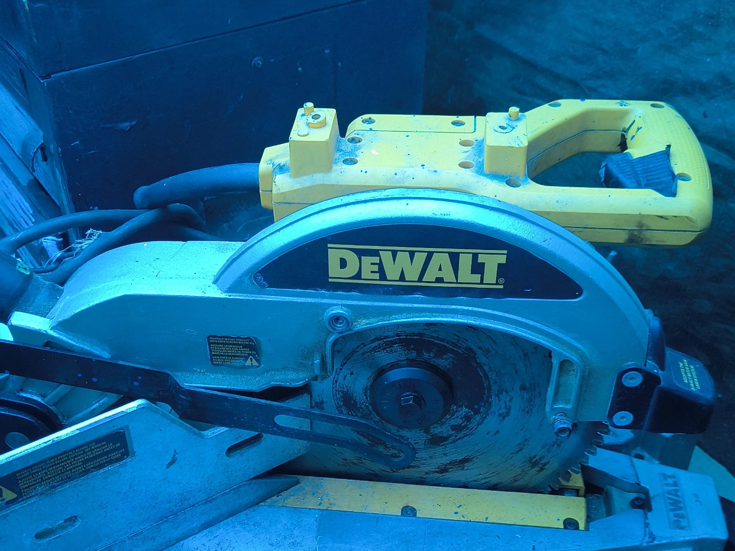 DEWALT Miter Saw