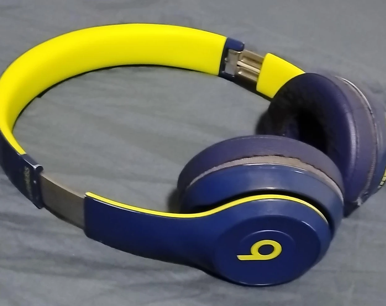 Beats Solo 3 Wireless On-Ear Headphones