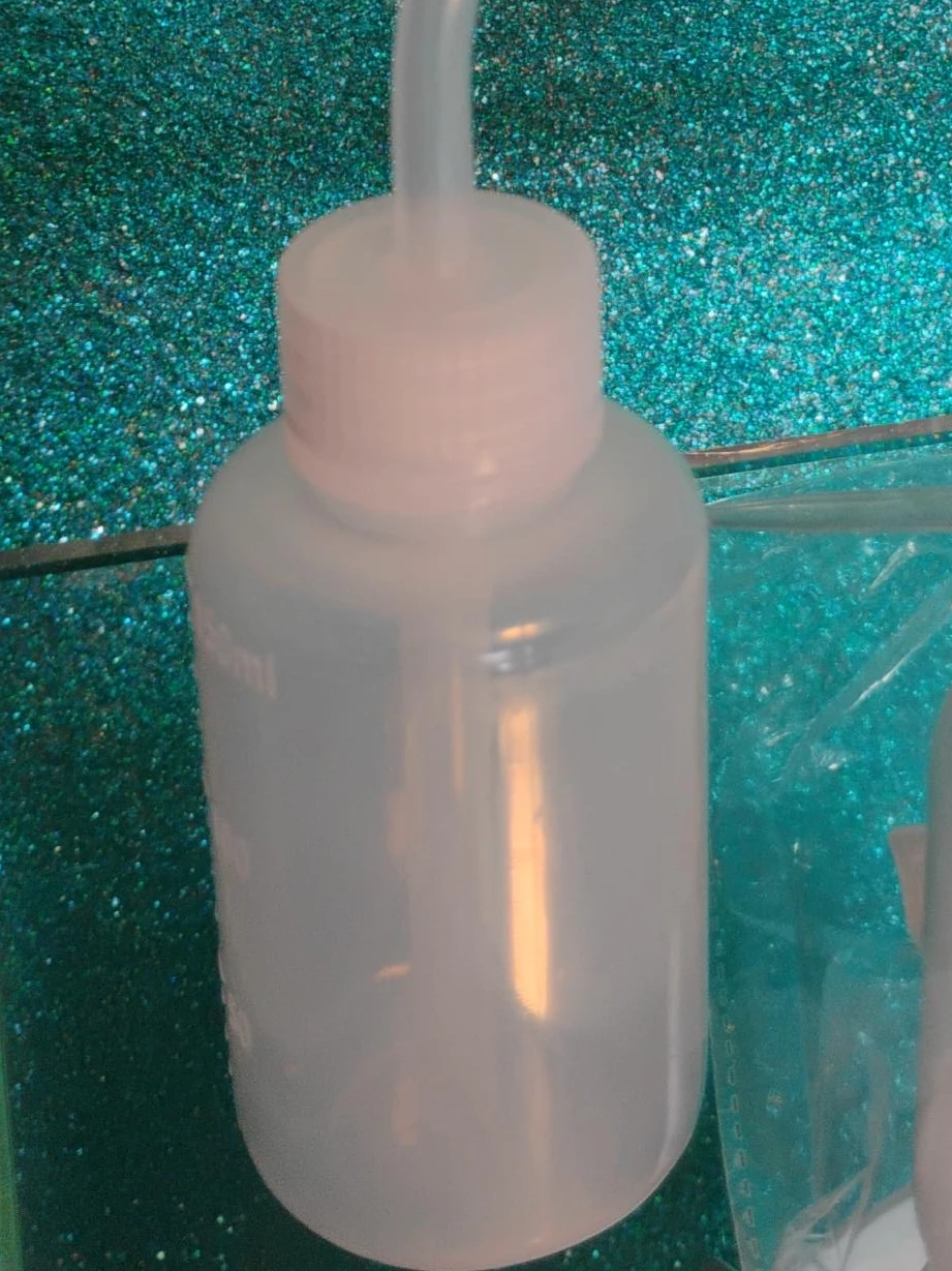 Plastic Squeeze Rinse Bottle with Spout - photo 3