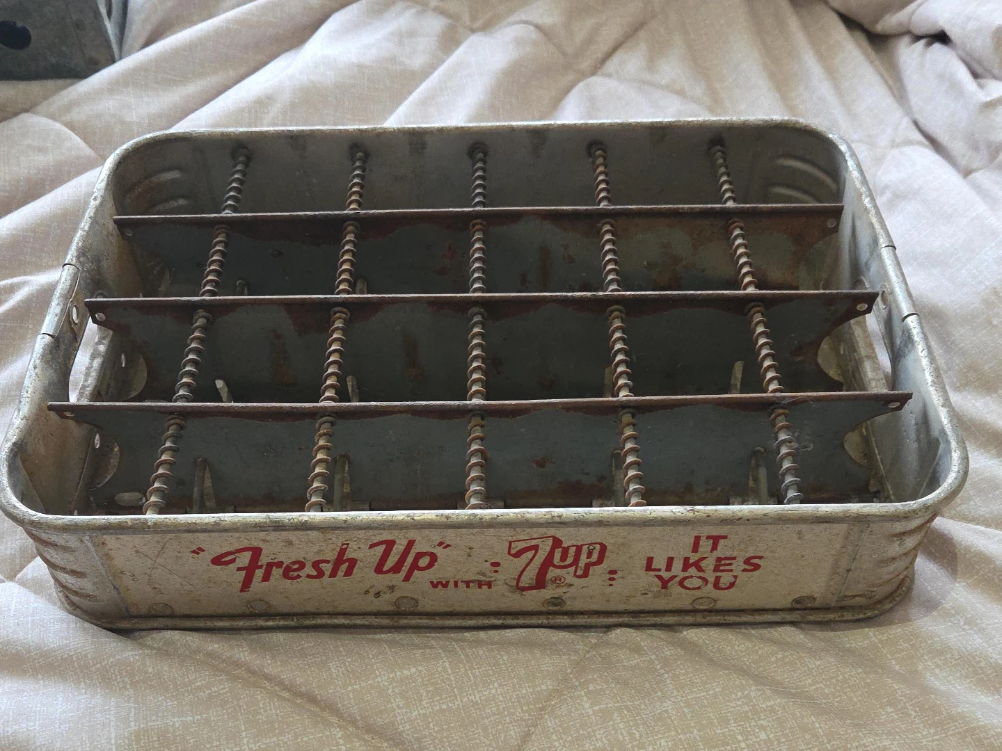 Vintage 7UP 20 Bottle Crate