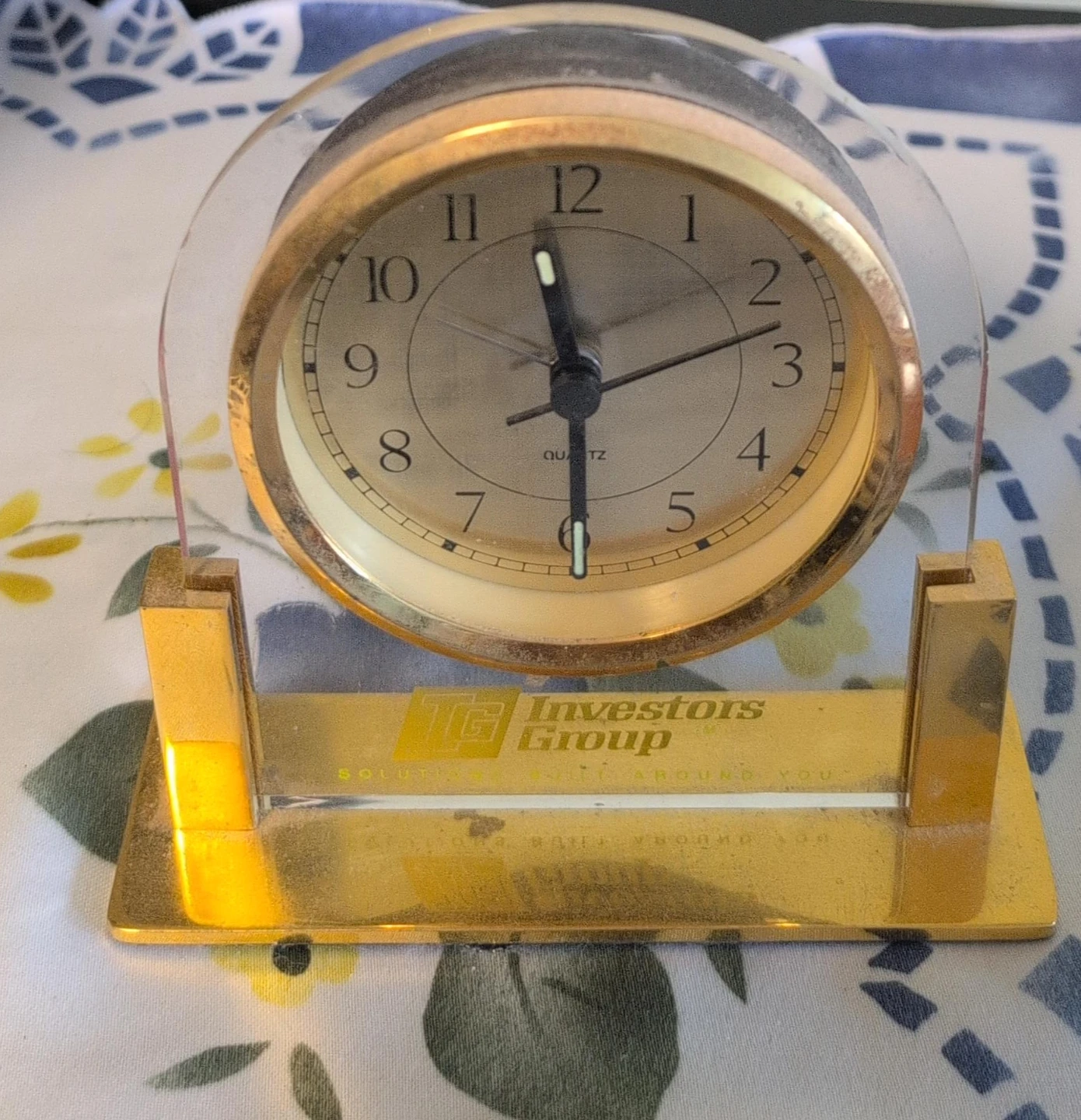 Investors Group Quartz Desk Clock