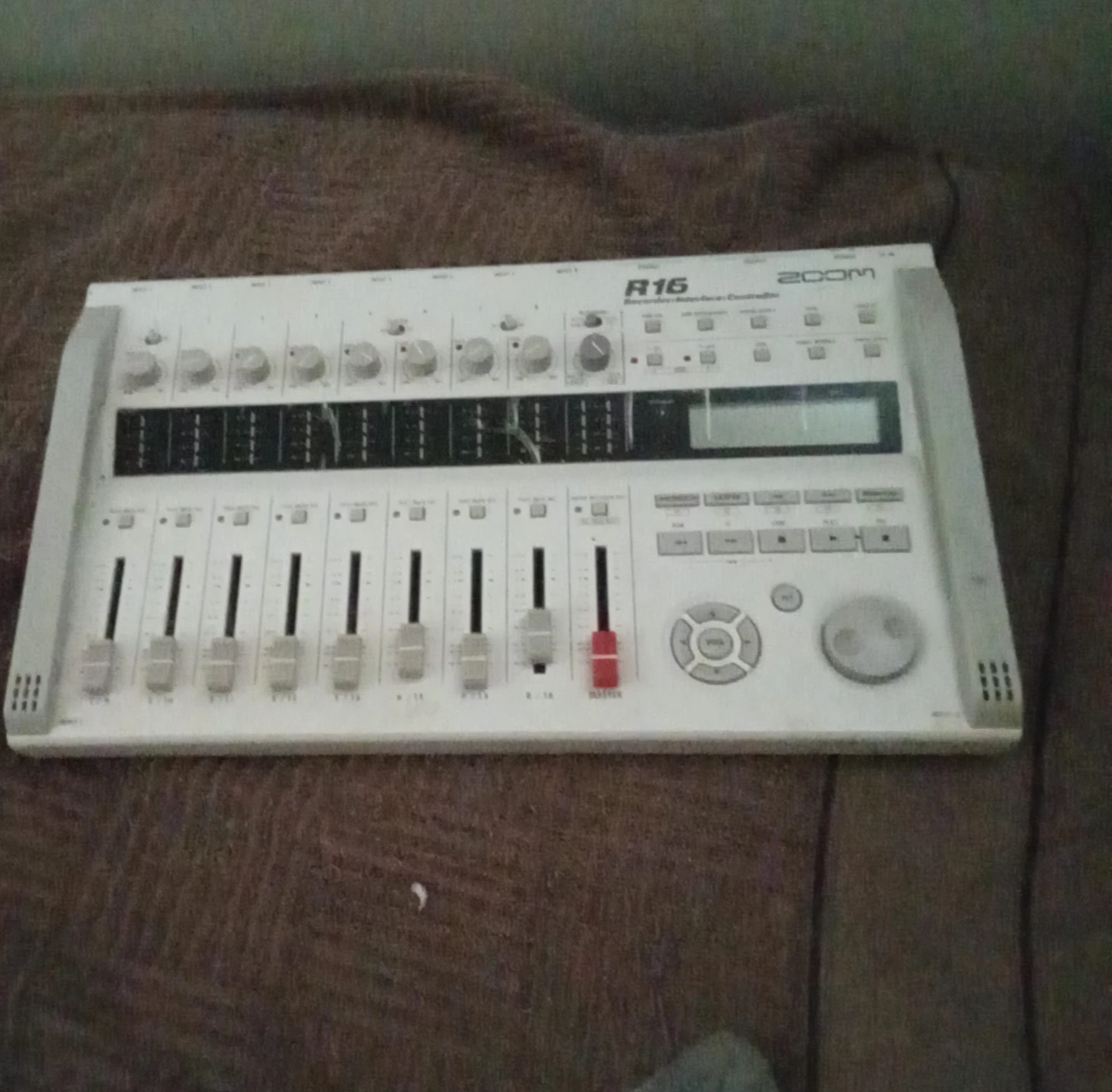 Zoom R16 Recorder
