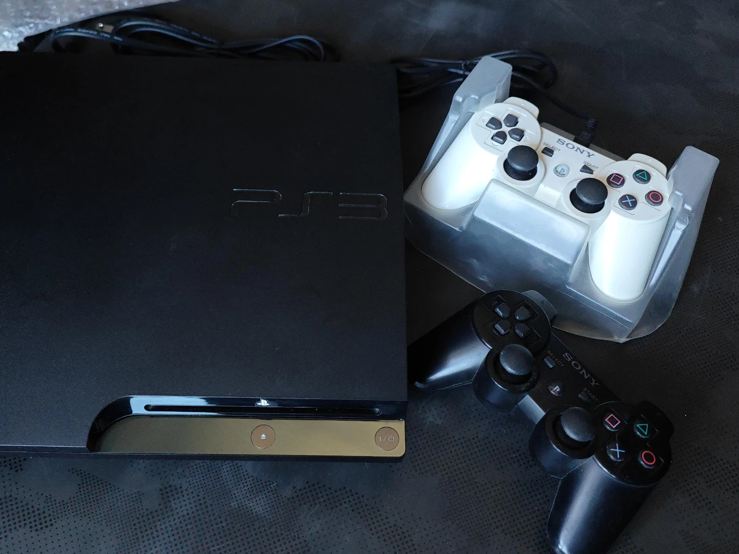 Sony PlayStation 3 (PS3) with 2 Controllers