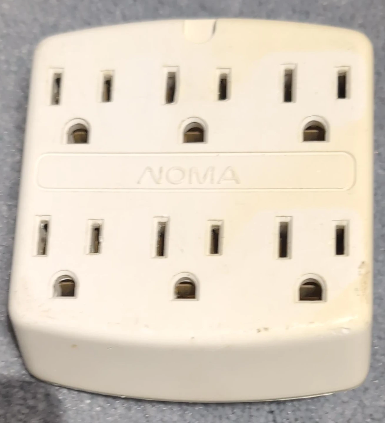 NOMA 6-Outlet Wall Tap Power Adapter