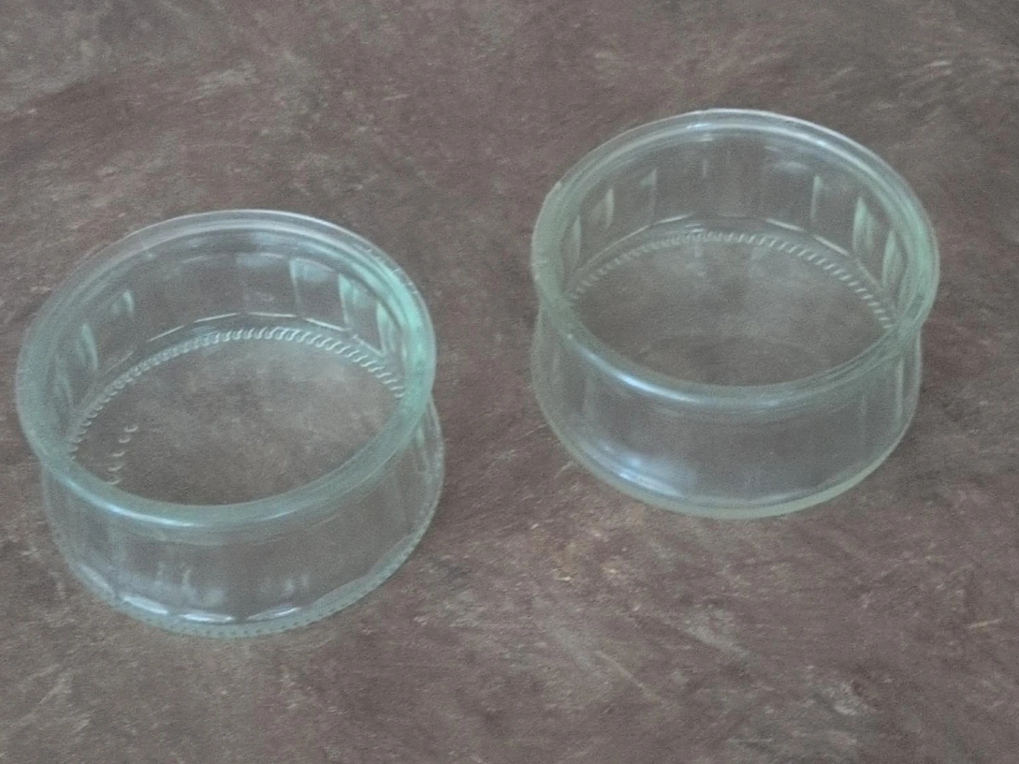 Set of 2 Clear Glass Ramekins