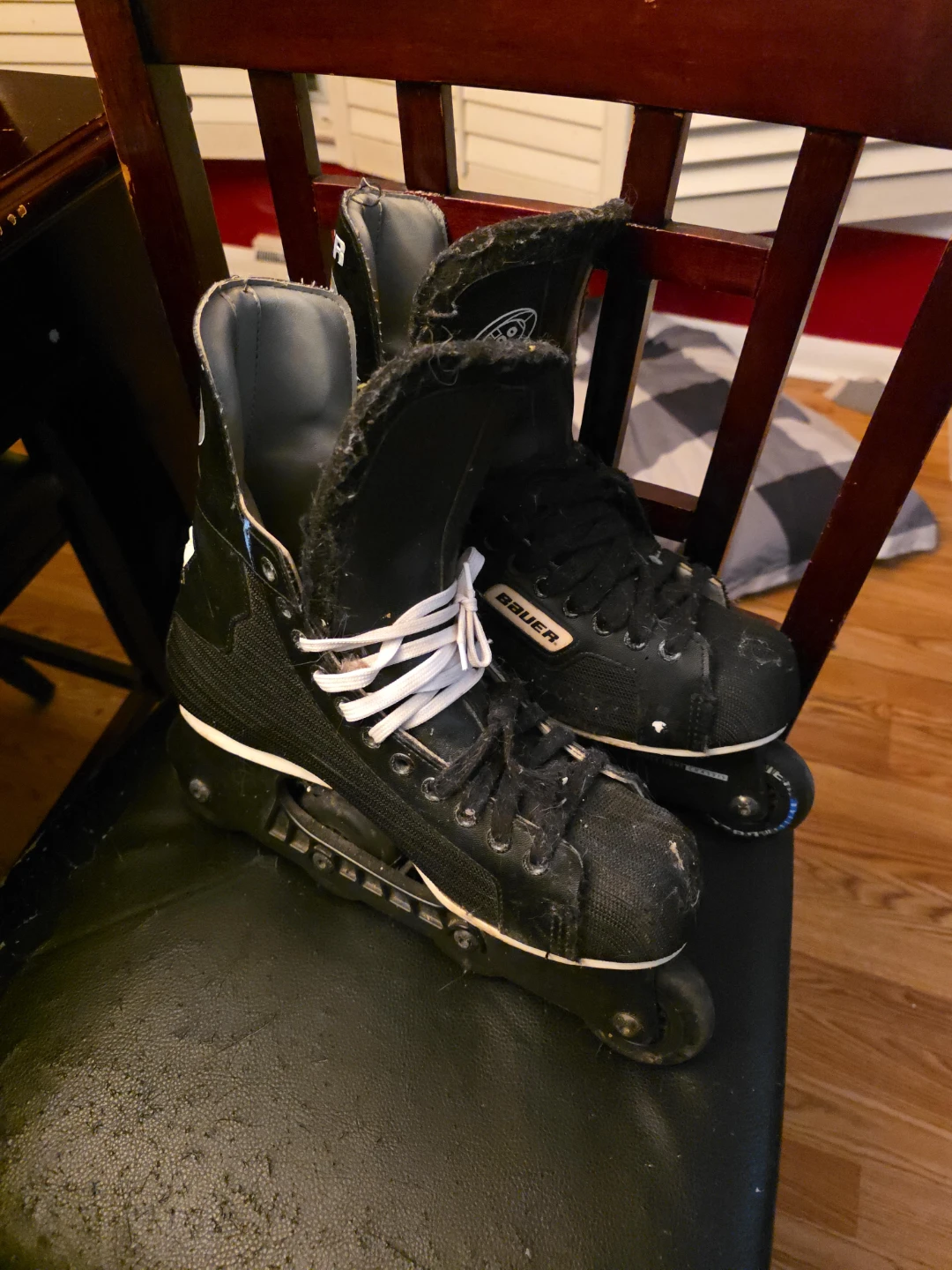 Bauer Inline Hockey Skates