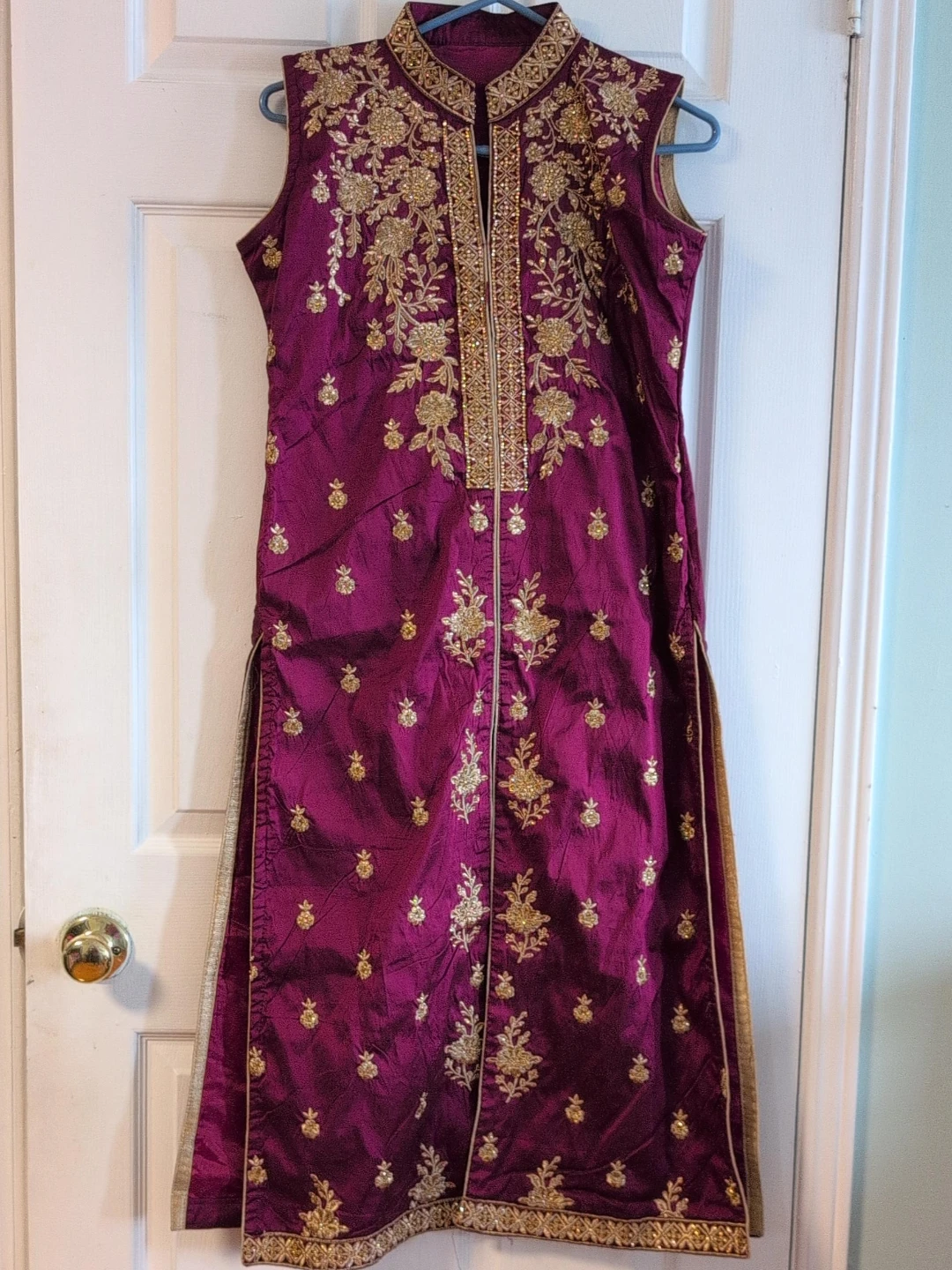 Sleeveless Embroidered Kurti only top