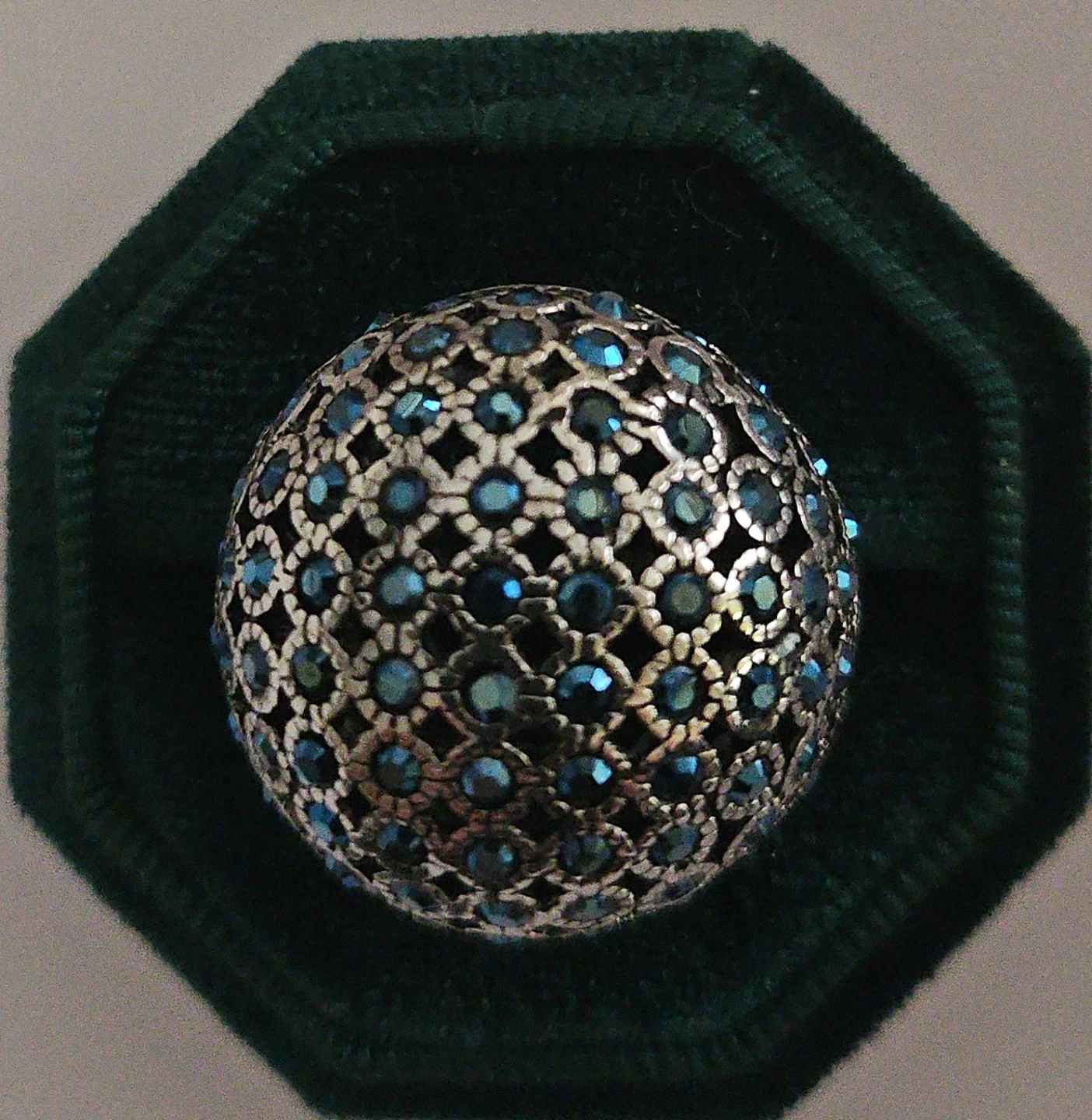 Decorative Cocktail Ring with Blue Gems
