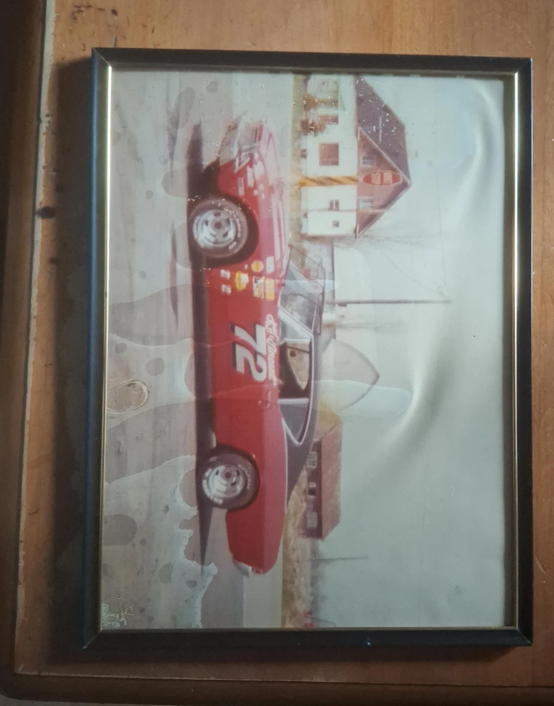 Cadre de voiture de course rouge #72