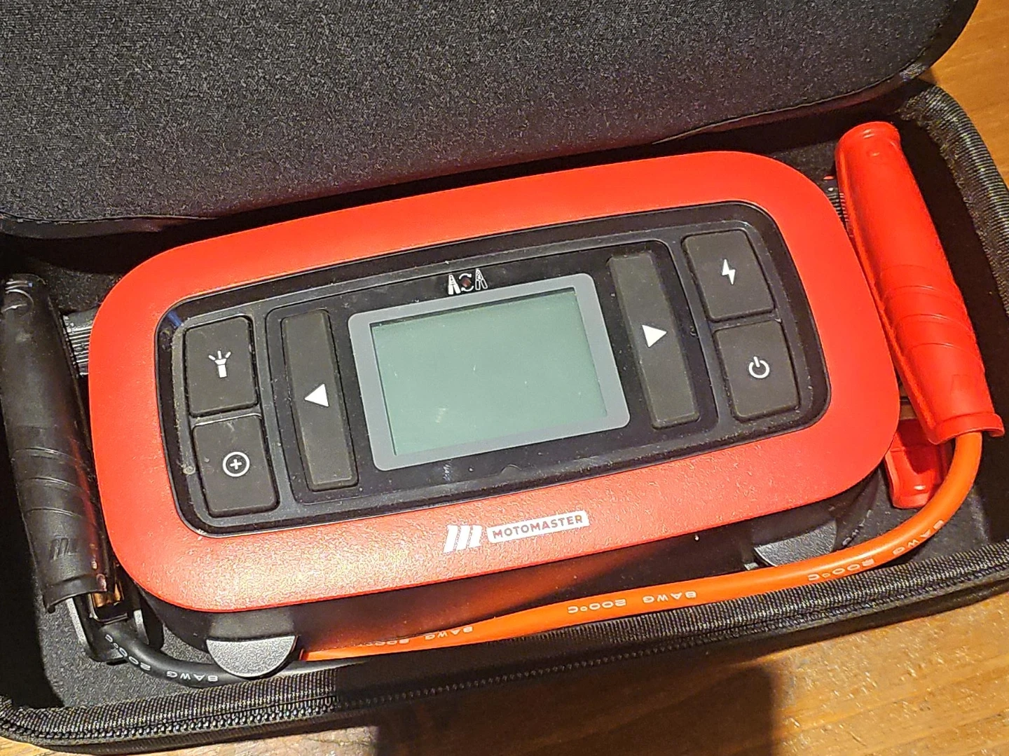 Motomaster 1000A Jump Starter