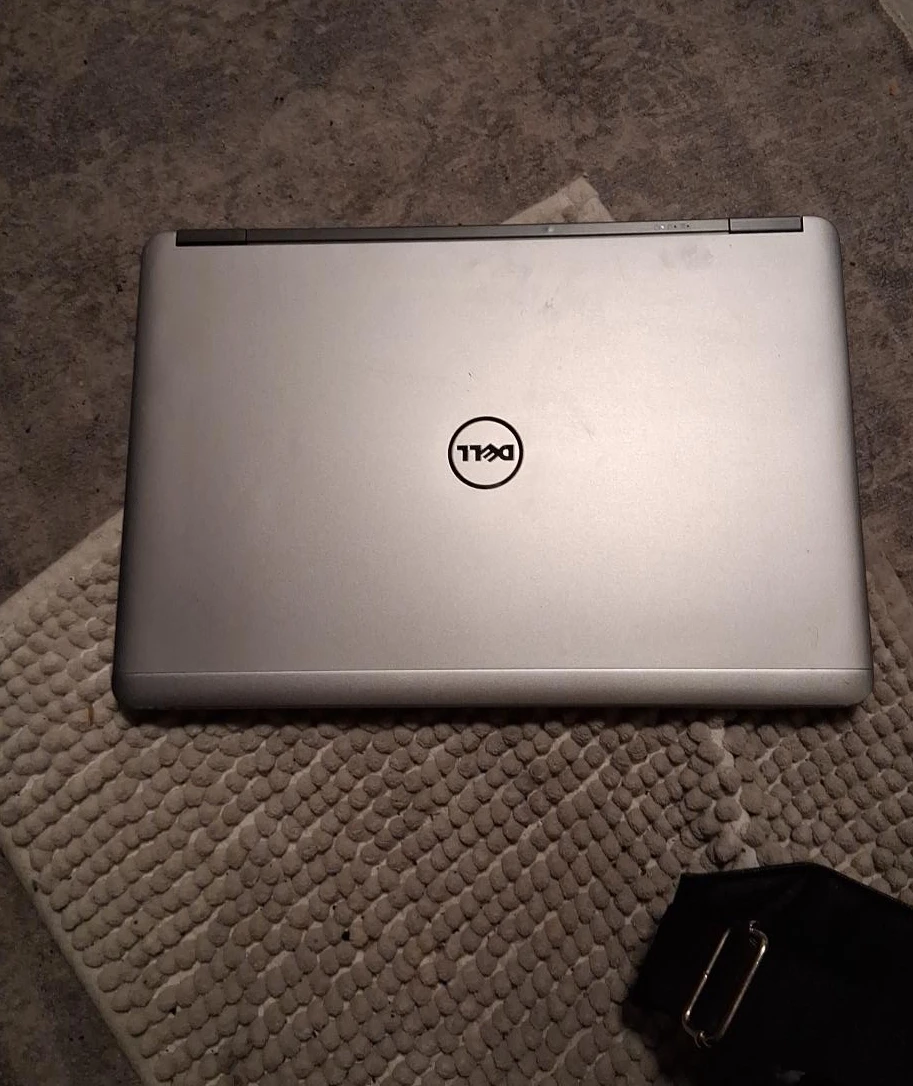 Dell Laptop with Bag and Charger - photo 2