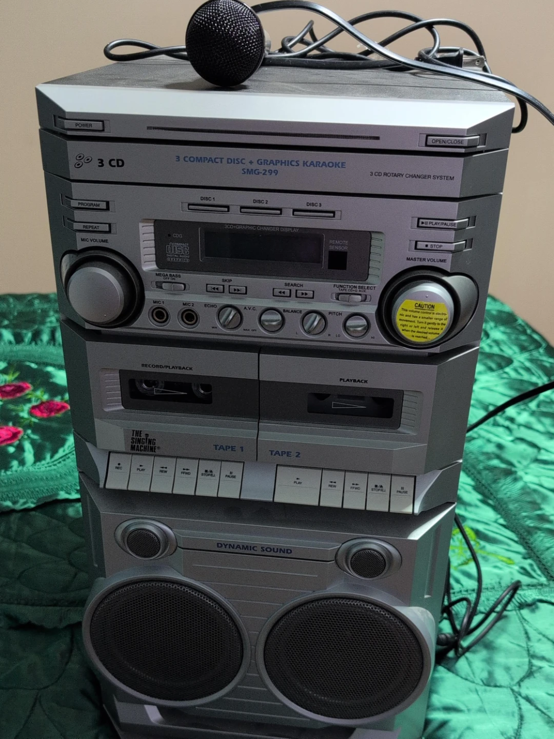 Singing Machine SMG-299 Karaoke System with 3 CD Changer