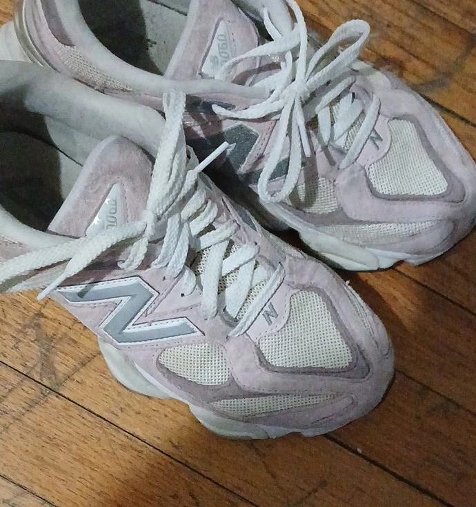 New Balance 990v6 Pink Suede & Mesh Sneakers